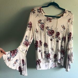 Floral 3/4 sleeve top